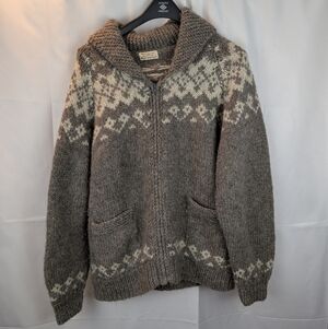 Cowichan style wool cardigan size L in VGUC
